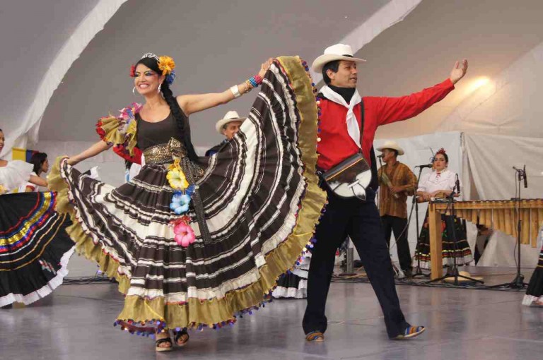 PAISA, PATOJO Y ROLO: COLOMBIA Y SUS ACENTOS