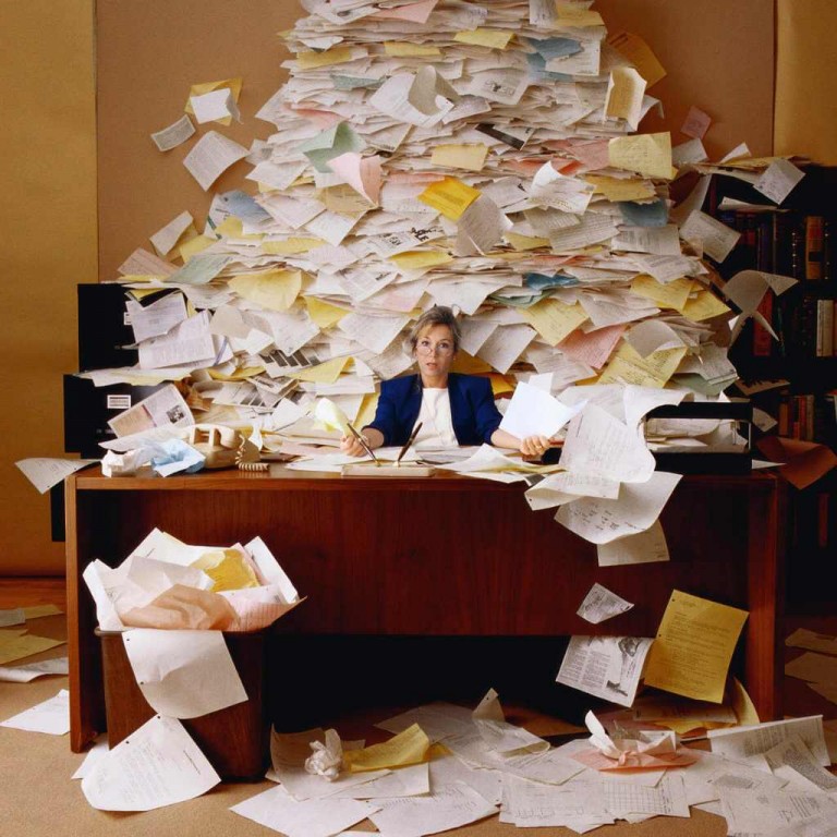 EL CURIOSO CASO DE LOS CLUTTERERS