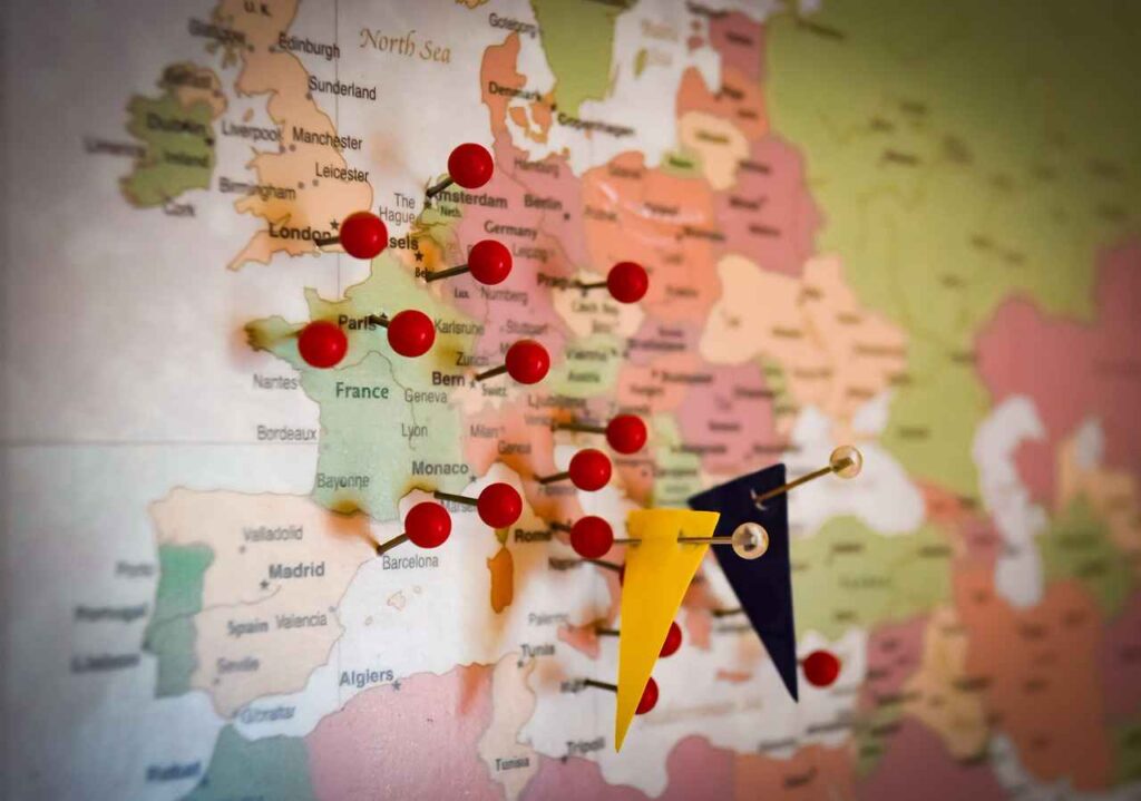 PAÍSES QUE TIENEN VARIOS IDIOMAS OFICIALES