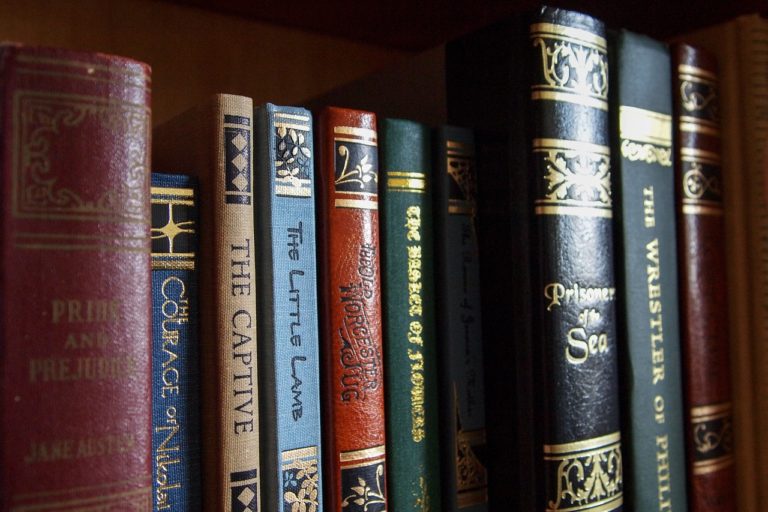 ESCRITORES DE LA LENGUA INGLESA QUE HAY QUE LEER