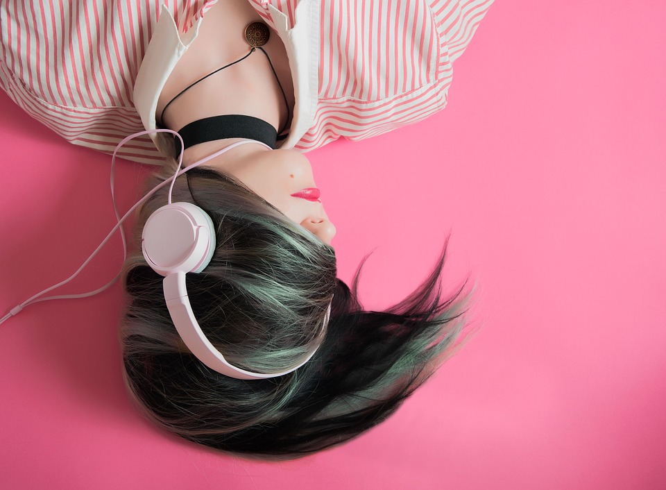 Escuchar y entender otro idioma