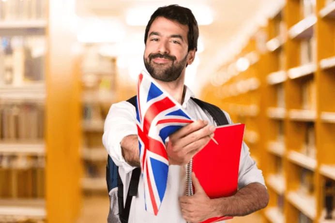 LLEGA MÁS LEJOS: ESTUDIA LOS CURSOS B2 Y C1 DE INGLÉS