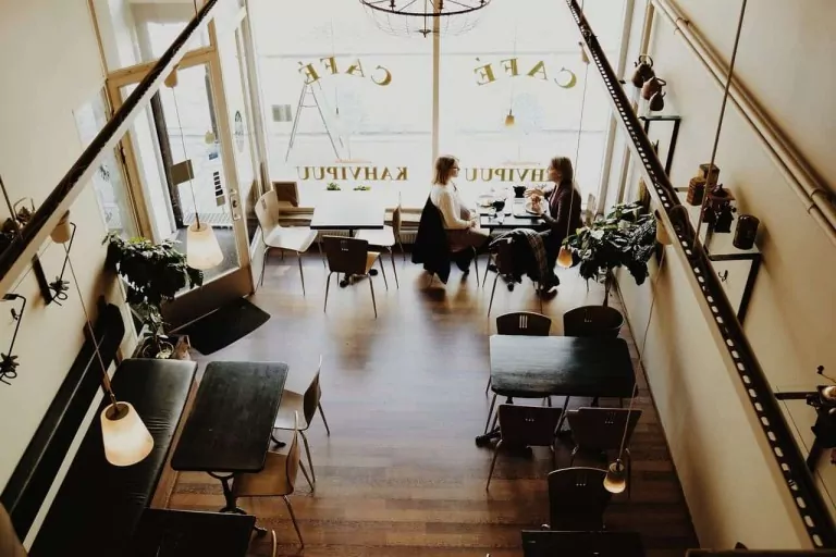 LOS CAFÉS EN MEDELLÍN, IDEALES PARA PRACTICAR IDIOMAS
