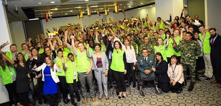 MÁS EXTRANJEROS EN ANTIOQUIA APOYAN LA ENSEÑANZA DEL INGLÉS