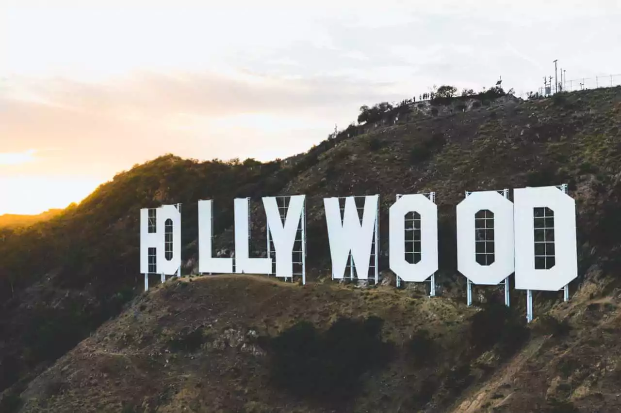 HOLLYWOOD. Estudiar ingles en medellin.