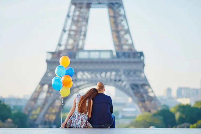 BREVE HISTORIA DE LA TORRE EIFFEL